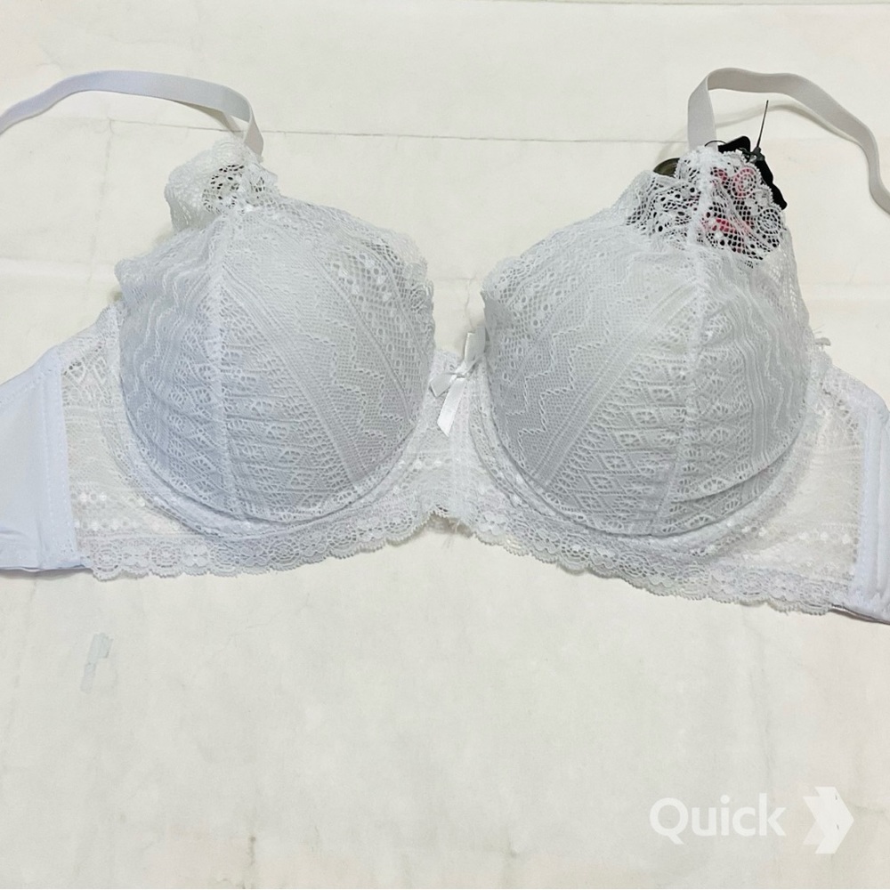 34D - NWT 4 pc Lace Contour Bras - Picture 7 of 9
